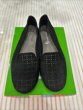 Aerosoles StitchNTurn Black Women’s Slip-On Flats Size 7
